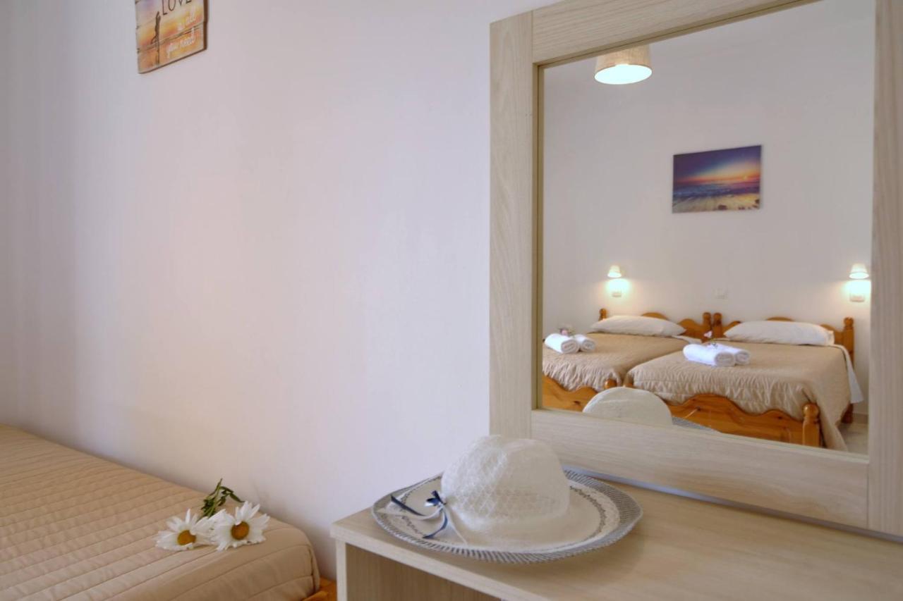 Makris Apartments 아릴라스 외부 사진