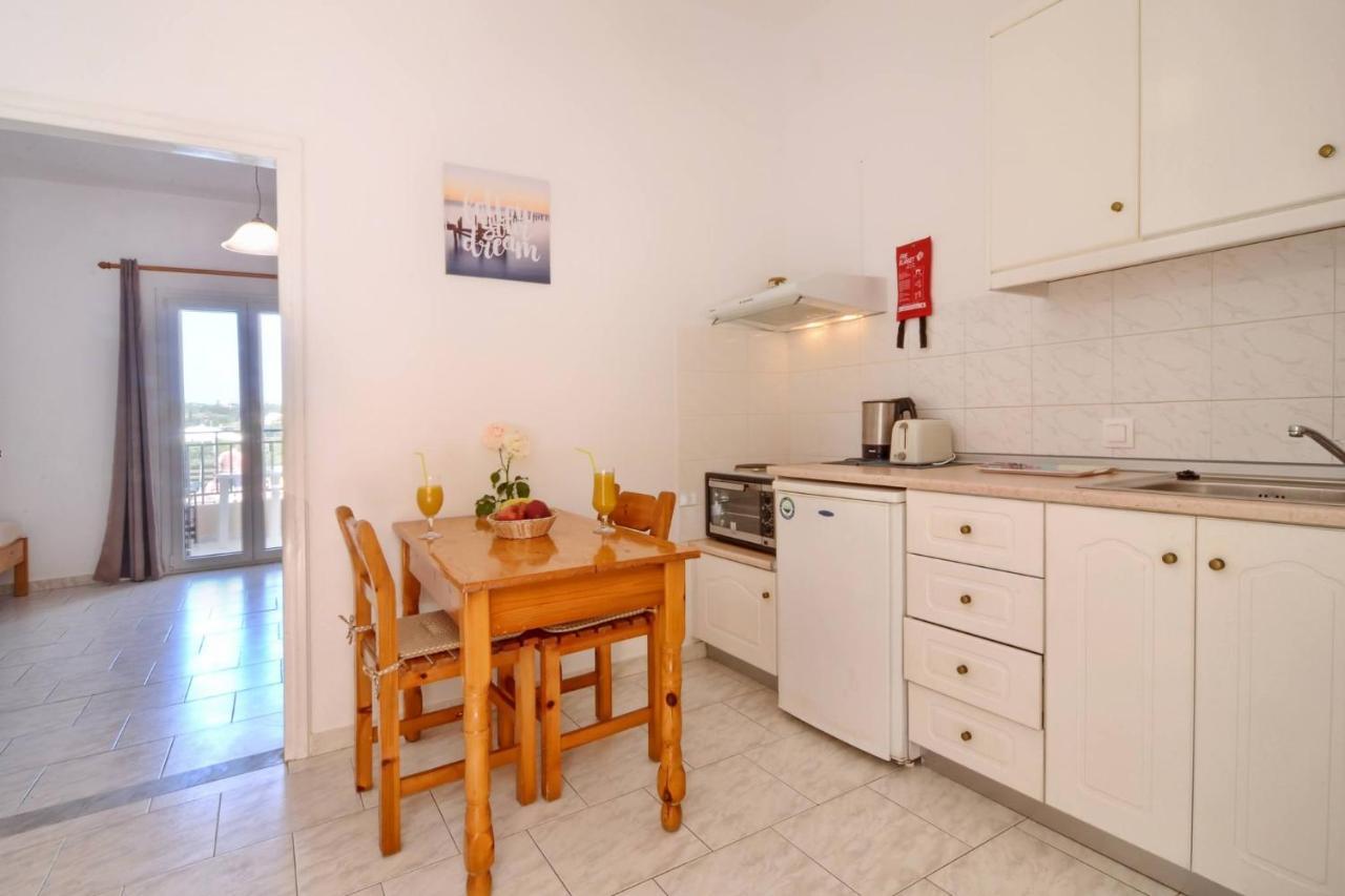 Makris Apartments 아릴라스 외부 사진