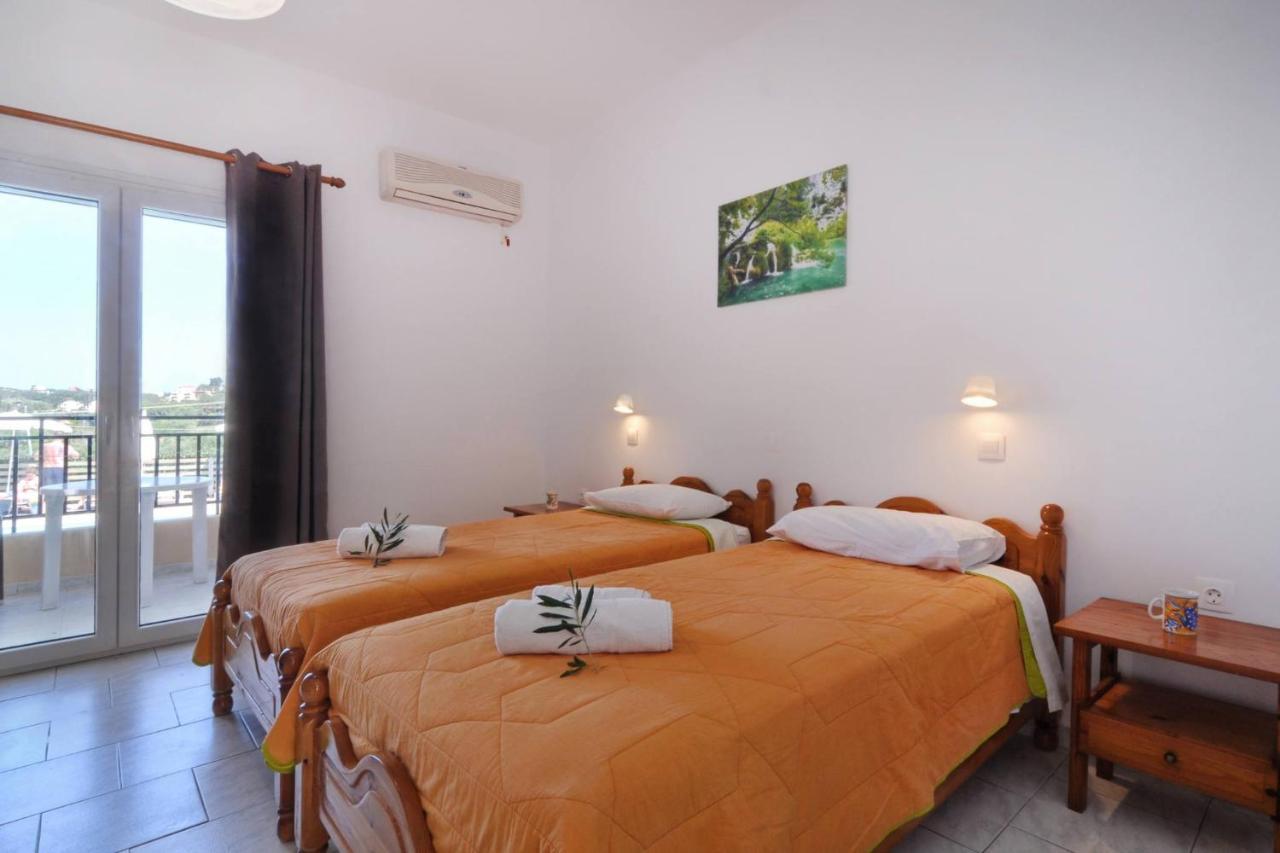Makris Apartments 아릴라스 외부 사진