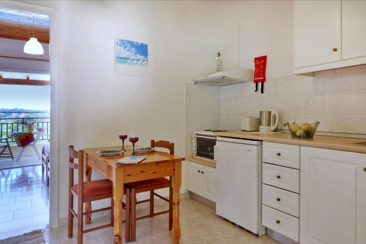 Makris Apartments 아릴라스 외부 사진