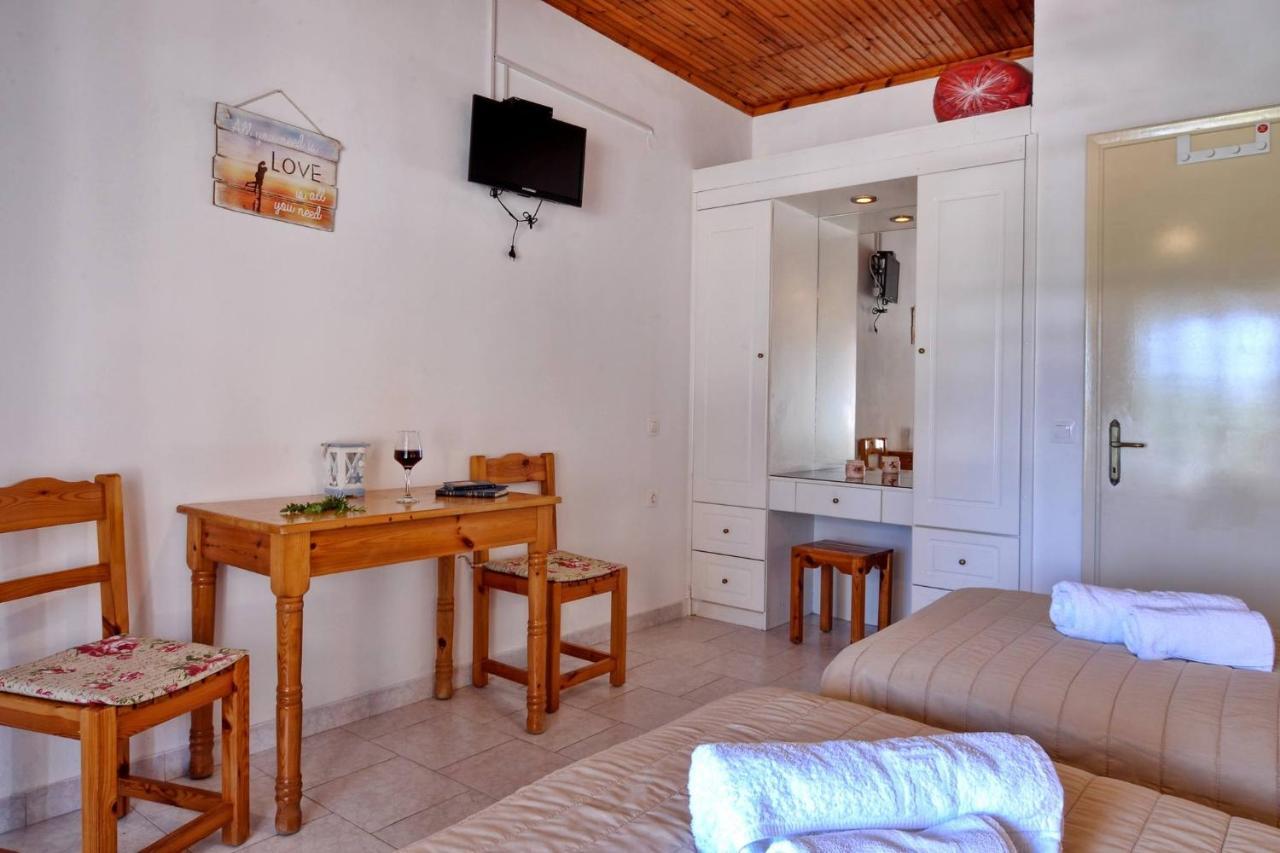 Makris Apartments 아릴라스 외부 사진