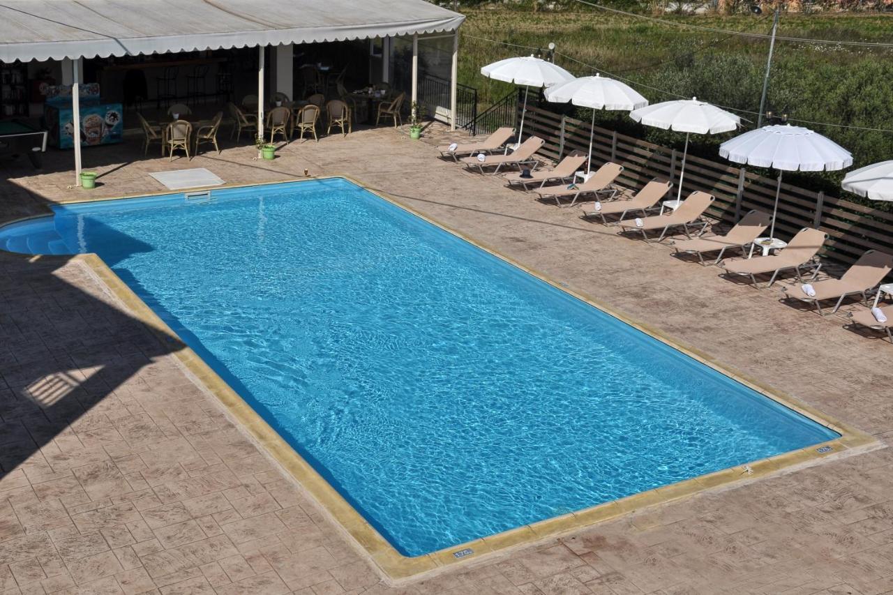 Makris Apartments 아릴라스 외부 사진